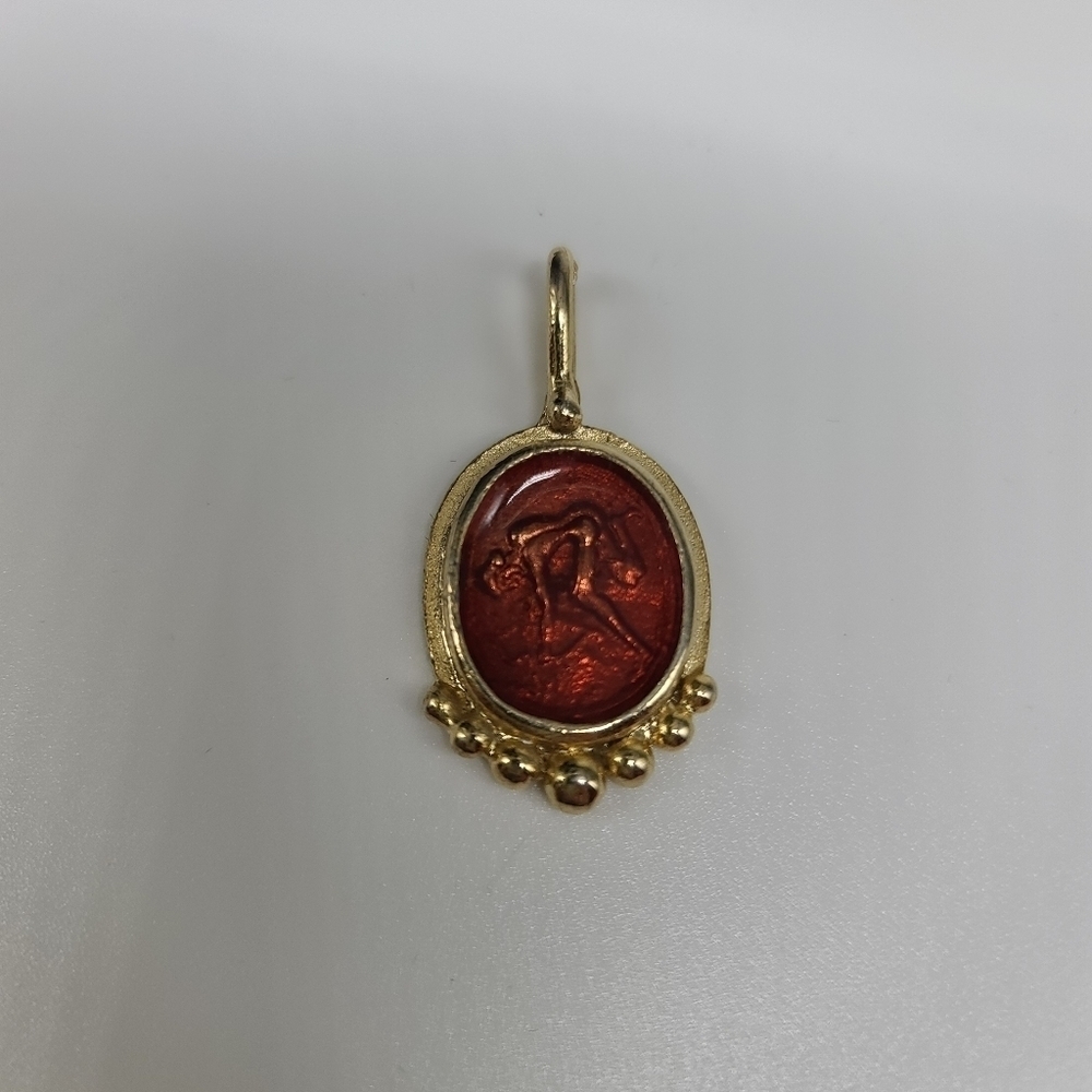 Vintage Gold Tone Pendant, Amber Stone W/ Figure
